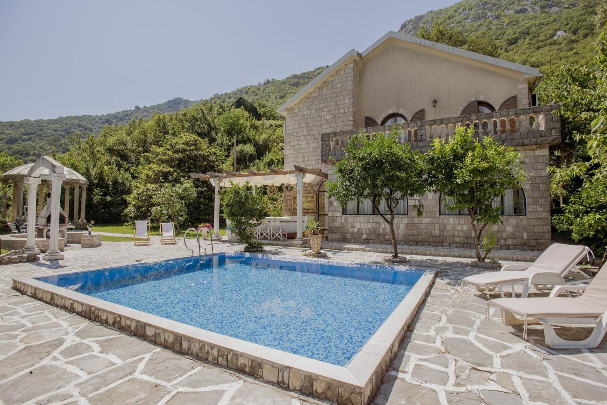 Villa D'Amore Montenegro Донджі-Моріндж Екстер'єр фото